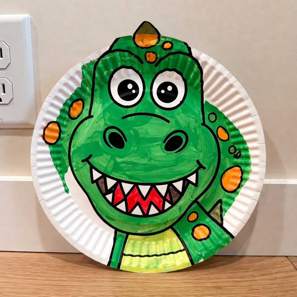 paper plate dinosaur craft